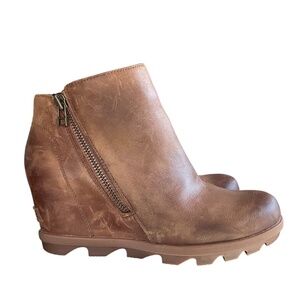 SOREL Joan of Arctic Wedge Zip Bootie